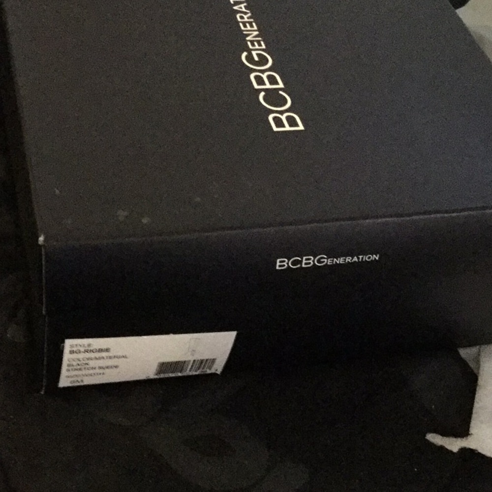 Boots - Picture 4 of 4
